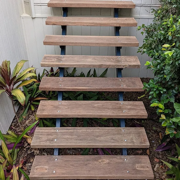 After+cleaning+timber+stairs+Noosa+Carpentry+Repairs+ +Paint+Stripping+Nice+ +Smooth+Painting 1000h