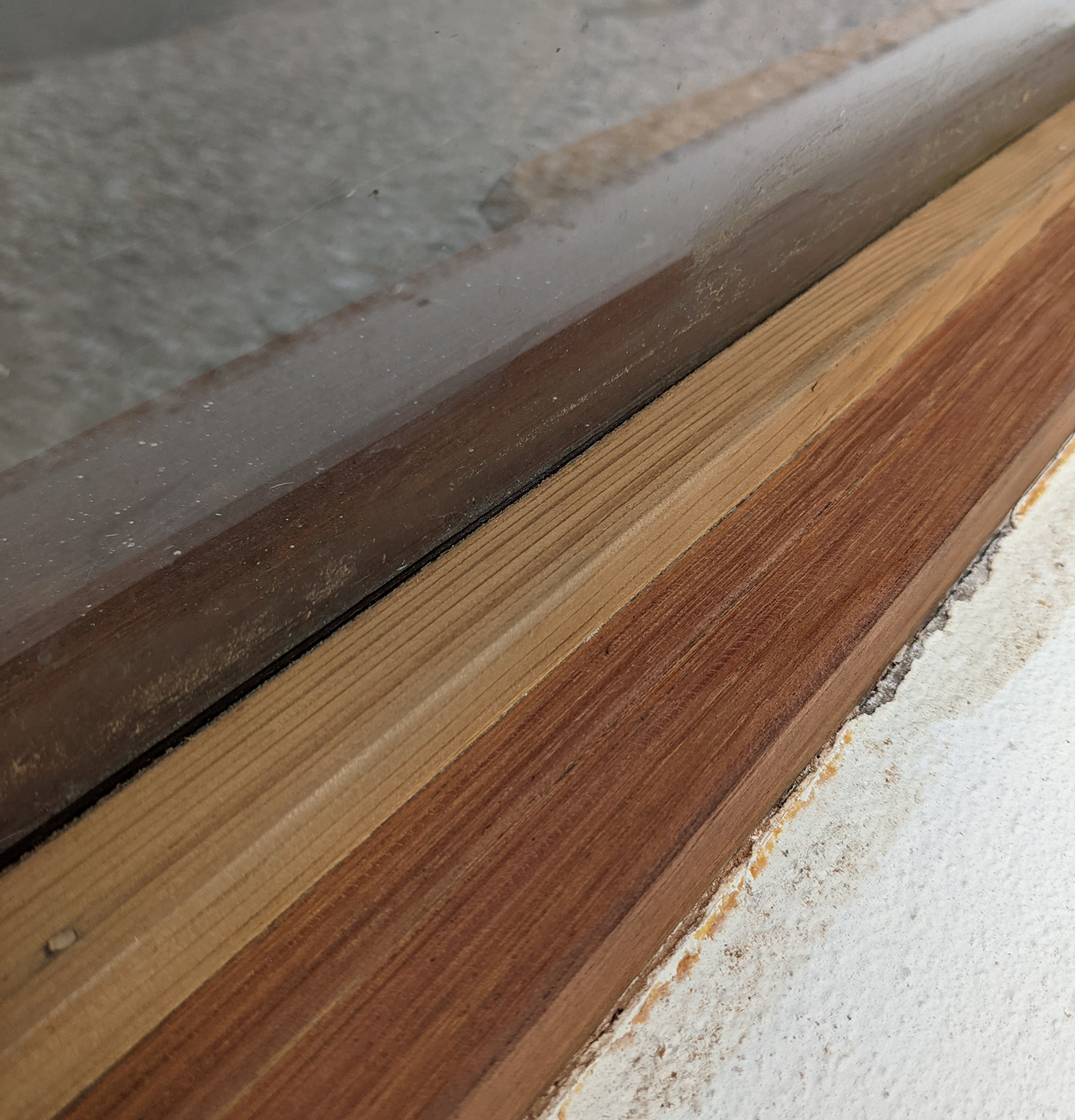 Carpentry repairs paint stripping sunshine coast nice and smooth painting noosa
